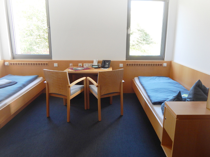 Zwei-Bett-Zimmer